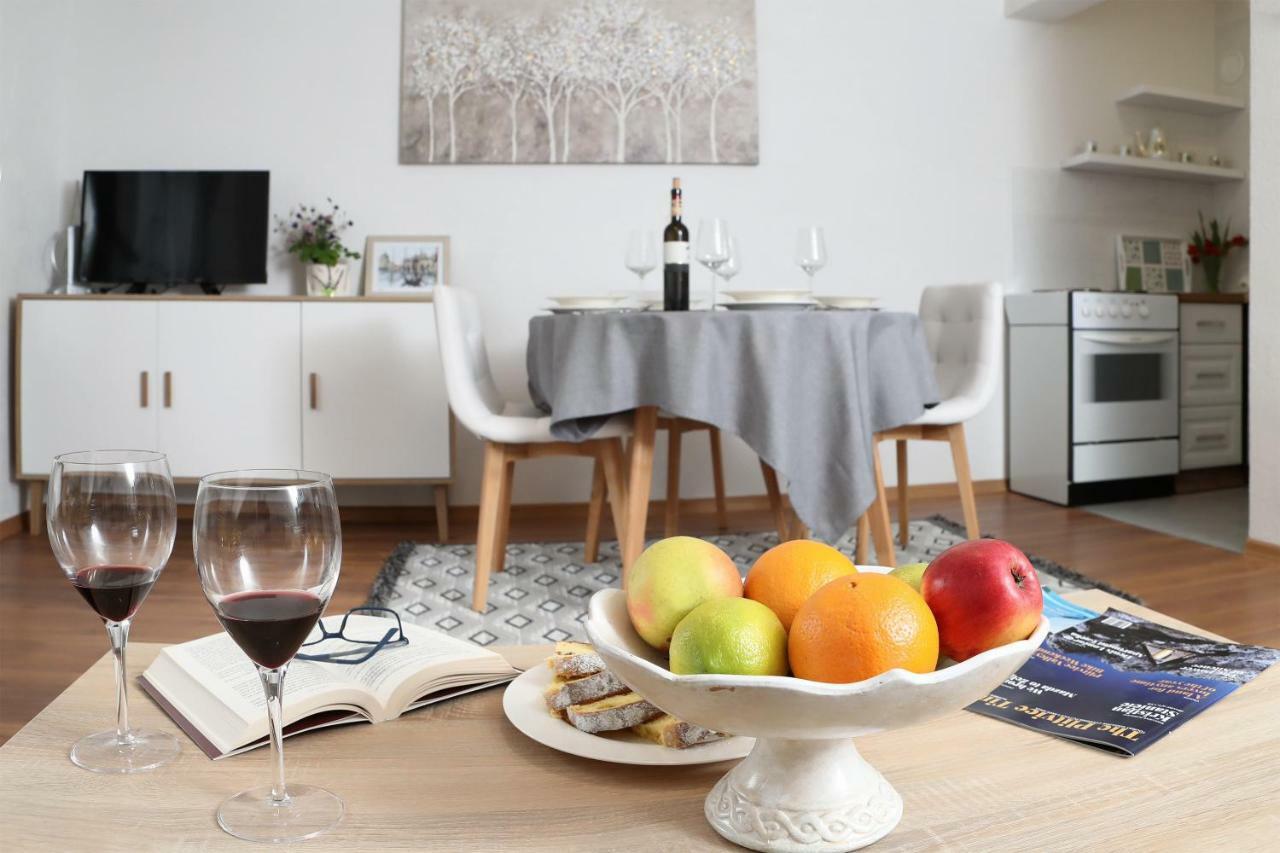 Apartman Sofia Otočac Esterno foto